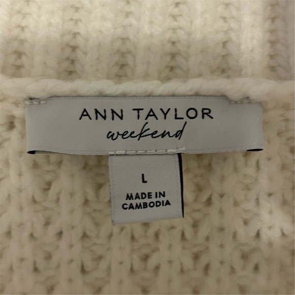 Ann Taylor Women's Weekender Waffle Knit Cream Turtleneck Cropped Sweater Size L - Picture 5 of 8